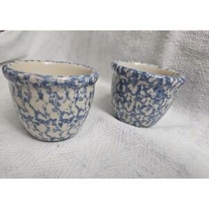 2 Vintage‎ Kitchen Crocks, RRP Co. Roseville OH, Blue Spongeware, 10 oz, USA